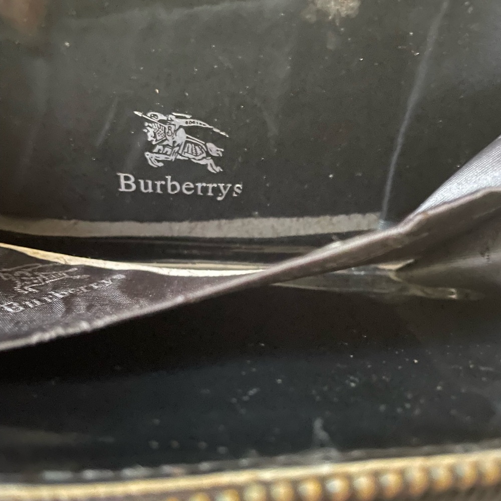 Burberry Beige and Black Check Wallet - Picture 12 of 14